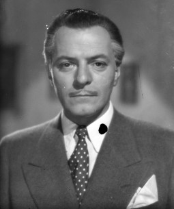 Jávor Pál 1943-ban. Kép forrása: Fortepan.