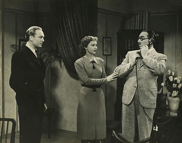 Básti Lajossal és Bilicsi Tivadarral a Méltóságos kisasszony című filmben, 1936-ban. Kép forrása: common.wikimedia.hu