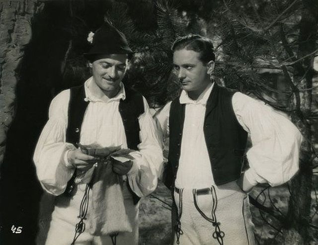 Jelenet az 1938-as Uz Bence című filmből. Forrár: Wikimedia